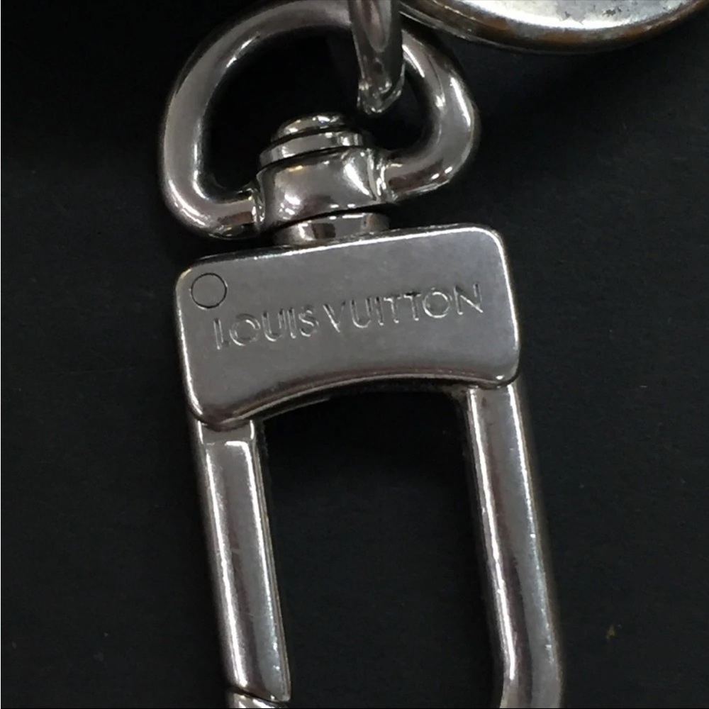 Louis Vuitton Porte Cles LV Circle Key Ring Holder Bag Charm - Picture 6 of 6